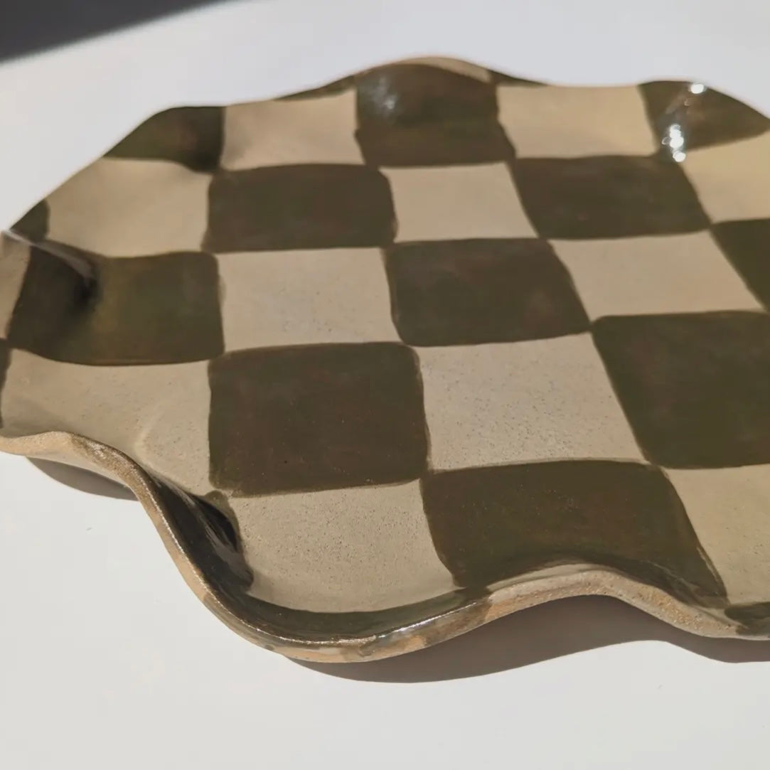 Smokey Olive Wavy Round Check Serving Platter